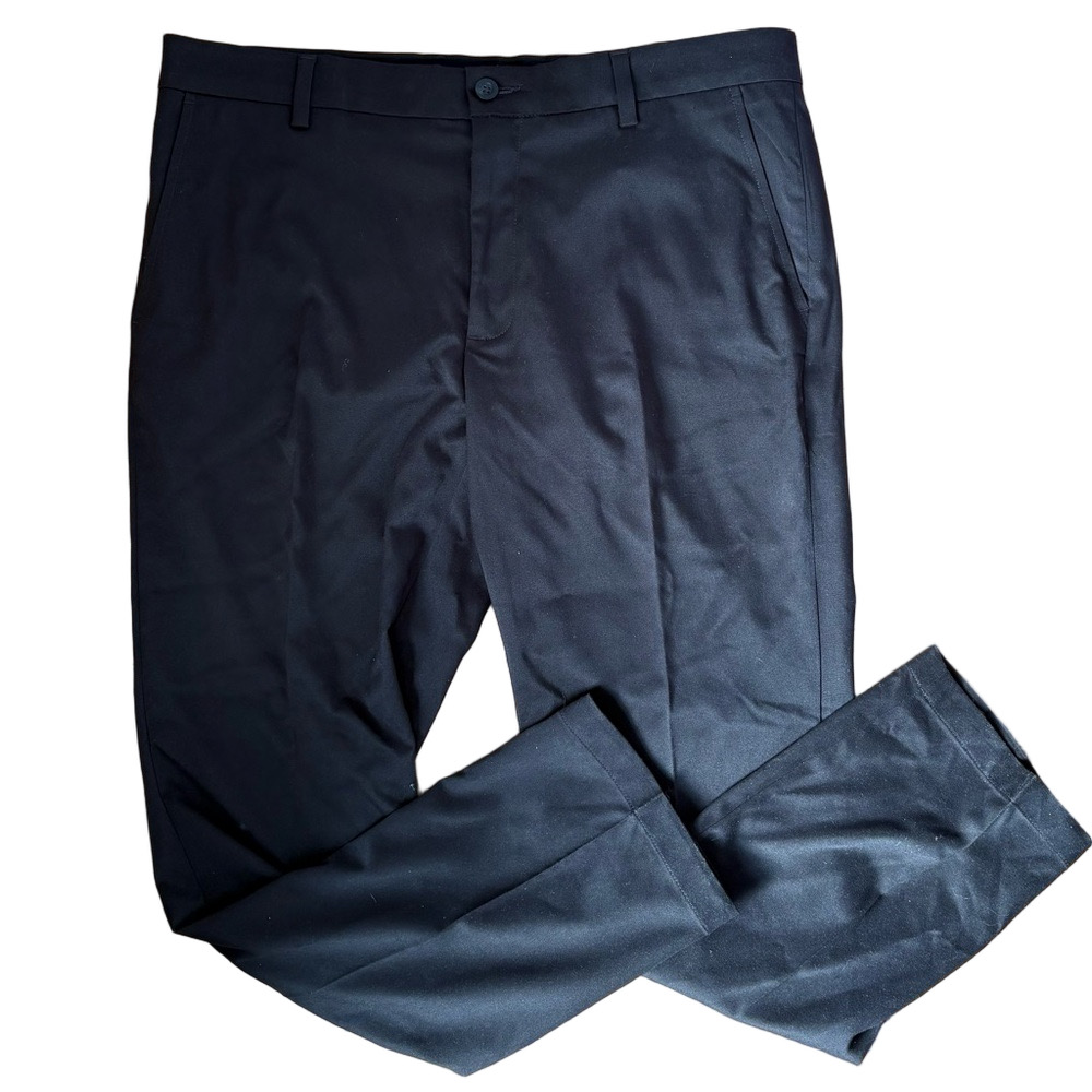 Amazon Essentials Men's Classic Black Dress Pants